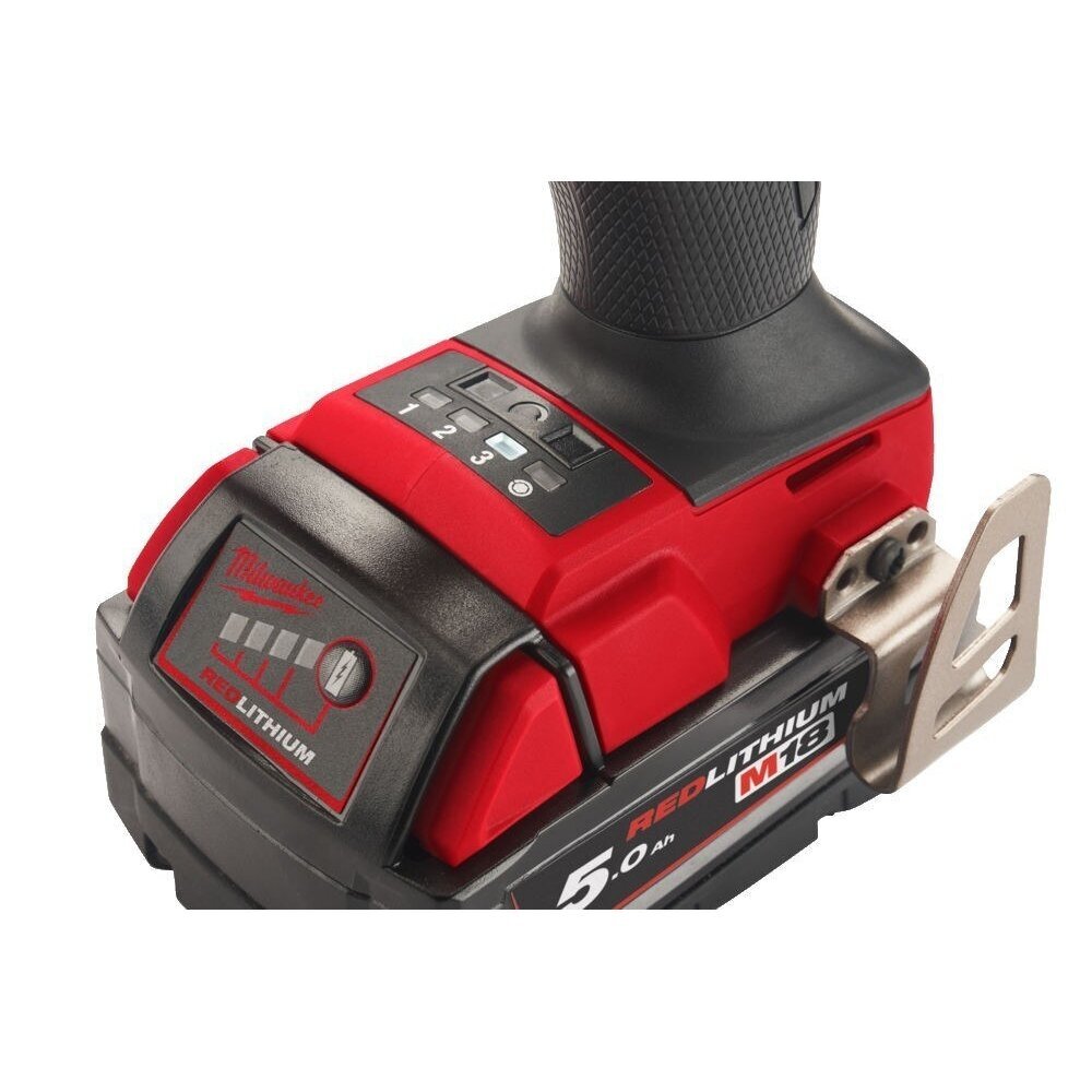 Akumuliatorinis smūginis veržliasukis MILWAUKEE M18 3 Akumuliatorinis smūginis veržliasukis MILWAUKEE M18 3