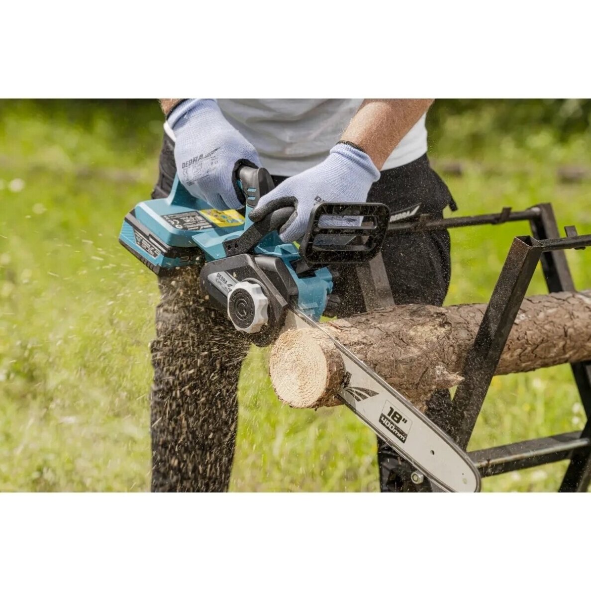 Akumuliatorinis bešepetėlinis grandininis pjūklas 2x18V 45cm DEDRA 8