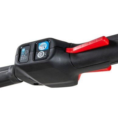 Akumuliatorinė žoliapjovė trimeris 2x18V su bešepetėliniu varikliu be baterijų ir įkroviklio MAKITA 12 Akumuliatorinė žoliapjovė trimeris 2x18V su bešepetėliniu varikliu be baterijų ir įkroviklio MAKITA 12