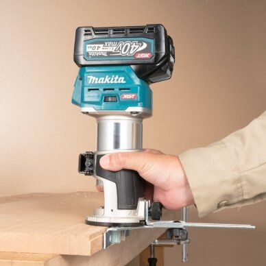 Akumuliatorinis frezeris 6/8mm Makita RT001GZ04 su priedais XGT® 40V 3 Akumuliatorinis frezeris 6/8mm Makita RT001GZ04 su priedais XGT® 40V 3