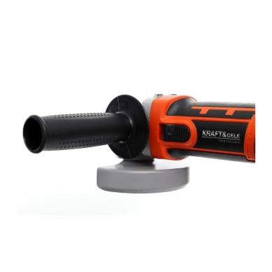 Akumuliatorinis kampinis šlifuoklis 115mm 18V 2x2,0Ah 5 Akumuliatorinis kampinis šlifuoklis 115mm 18V 2x2,0Ah 5