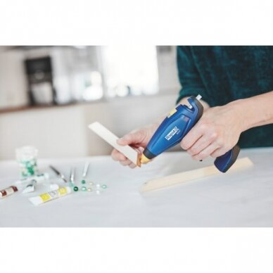 Akumuliatorinis klijų pistoletas BGX7, 7mm, USB įkrovimas, Rapid 6 Akumuliatorinis klijų pistoletas BGX7, 7mm, USB įkrovimas, Rapid 6