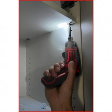 Akumuliatorinis suktuvas eMONSTER su 1/4´´ antgalais 27 vnt,, KS Tools 2 Akumuliatorinis suktuvas eMONSTER su 1/4´´ antgalais 27 vnt,, KS Tools 2