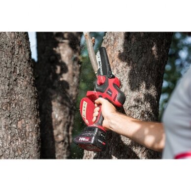 Akumuliatorinis teleskopinis genėjimo pjūklas 20V LI-ION WORCRAFT 9 Akumuliatorinis teleskopinis genėjimo pjūklas 20V LI-ION WORCRAFT 9