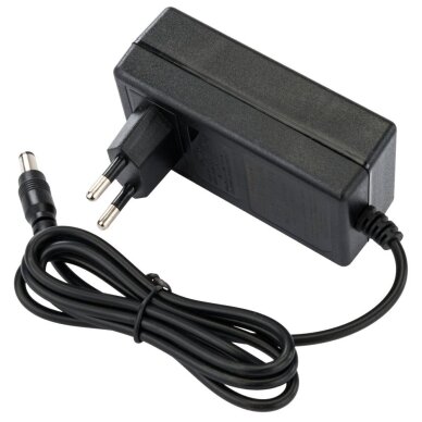 Akumuliatorinis trimeris su 2x2.0Ah baterijomis REDTECHNIC 22 Akumuliatorinis trimeris su 2x2.0Ah baterijomis REDTECHNIC 22