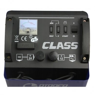 Akumuliatorių įkroviklis su paledimo funkcija CLASS 430 LCD 2