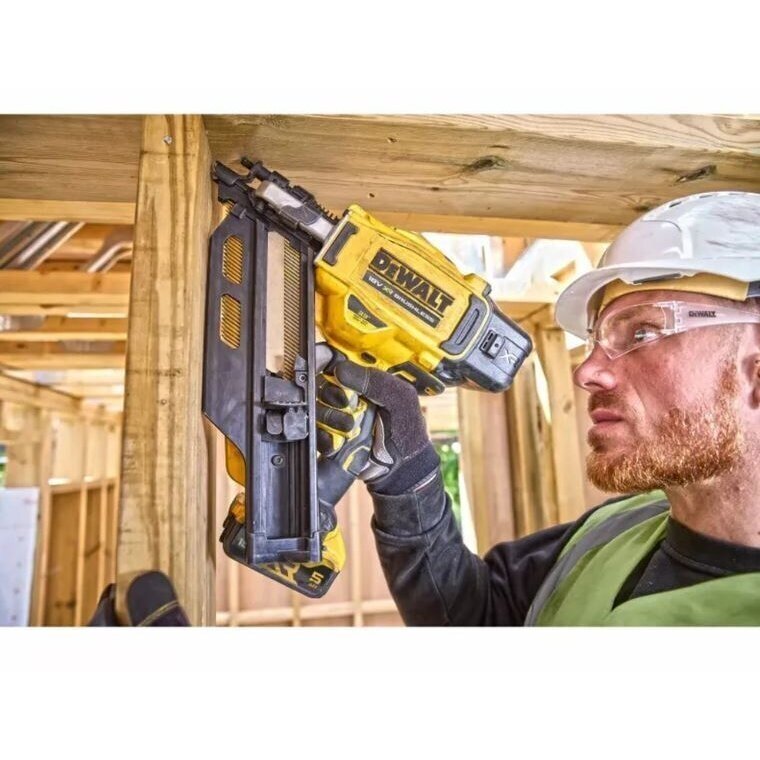 Akumuliatorinė viniakalė DeWalt DCN930P2, 18 V, 2x5,0 Ah 2