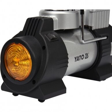 Automobilinis oro kompresorius su Led lempa 12V 180W 2 Automobilinis oro kompresorius su Led lempa 12V 180W 2