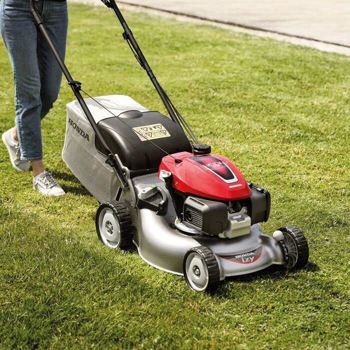 Benzininė savaeigė vejapjovė (46cm) HONDA HRG466 SKEP 3