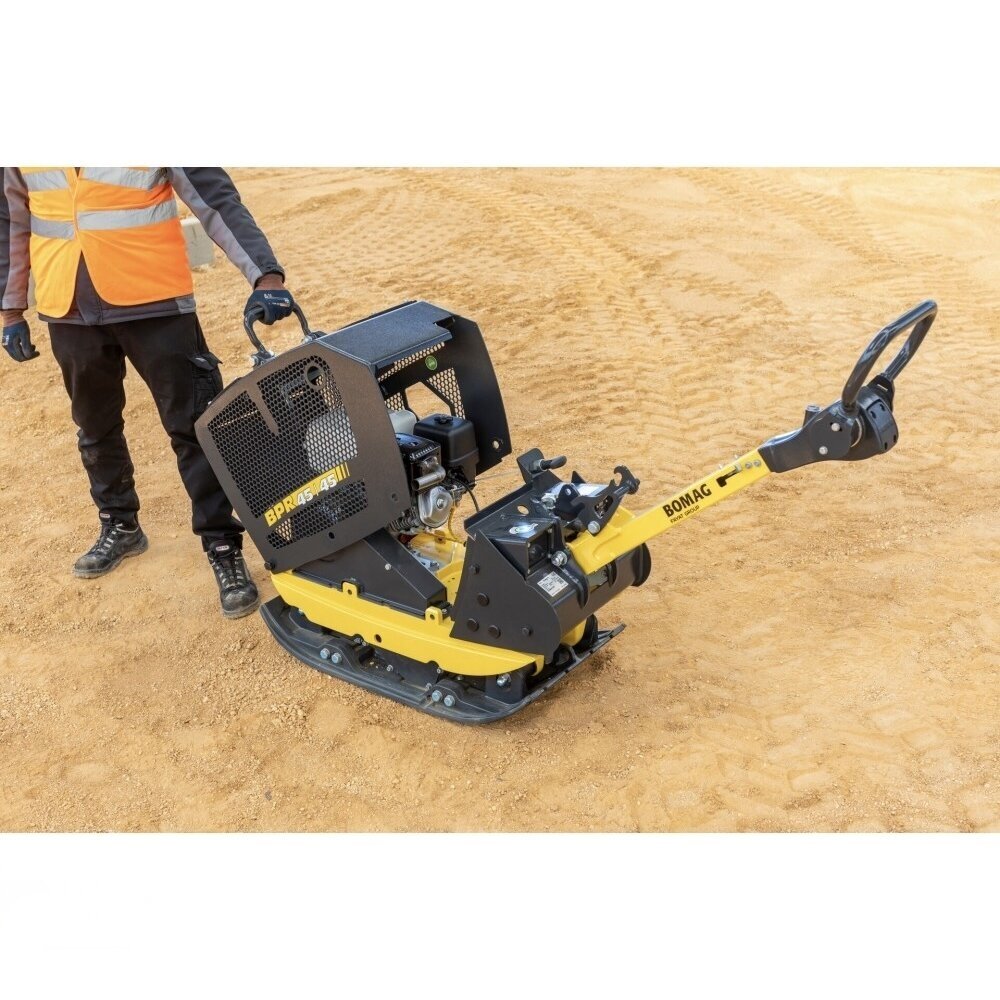 BOMAG BPR 45/45 reversinė vibroplokštė su 550 mm padu 2 BOMAG BPR 45/45 reversinė vibroplokštė su 550 mm padu 2