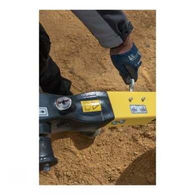 BOMAG BPR 45/45 reversinė vibroplokštė su 550 mm padu 4 BOMAG BPR 45/45 reversinė vibroplokštė su 550 mm padu 4