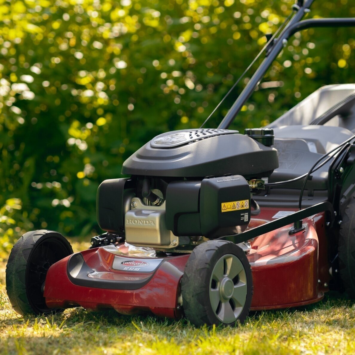 Castelgarden XC 53 HS savaeigė benzininė vejapjovė 51cm 3.3kW Honda variklis 4 Castelgarden XC 53 HS savaeigė benzininė vejapjovė 51cm 3.3kW Honda variklis 4