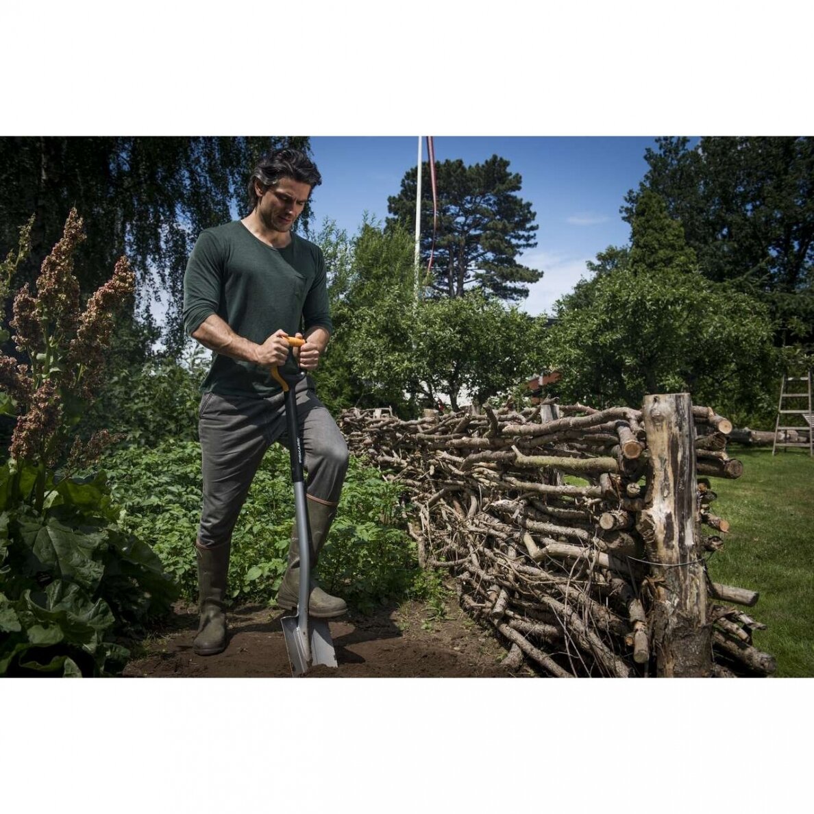 Fiskars Kastuvas Xact tiesus L 2 Fiskars Kastuvas Xact tiesus L 2