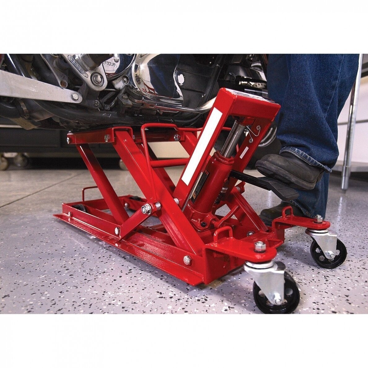 Hidraulinis keltuvas motociklui 400kg 7 Hidraulinis keltuvas motociklui 400kg 7