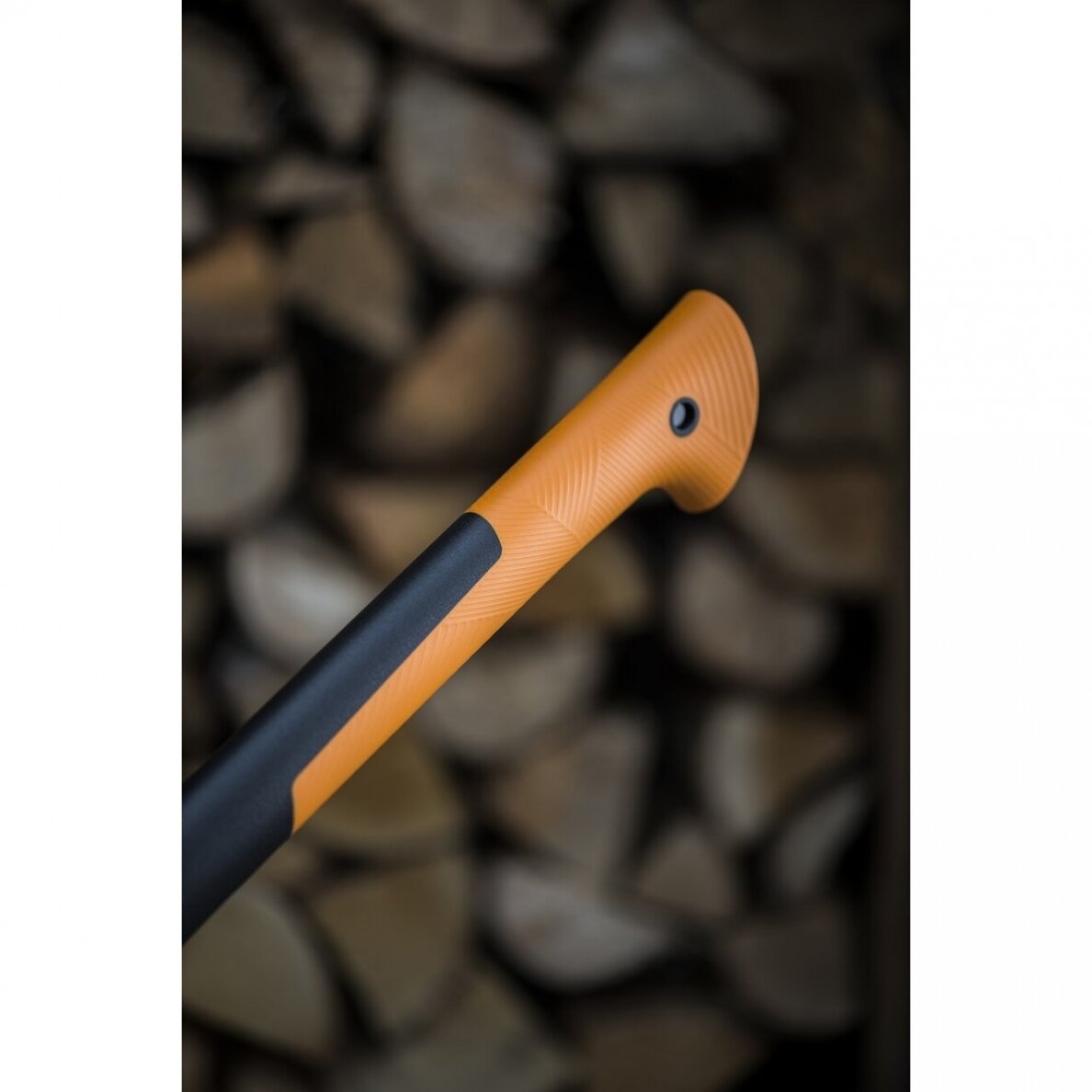 Fiskars kirvis skaldiklis X21 L 4 Fiskars kirvis skaldiklis X21 L 4