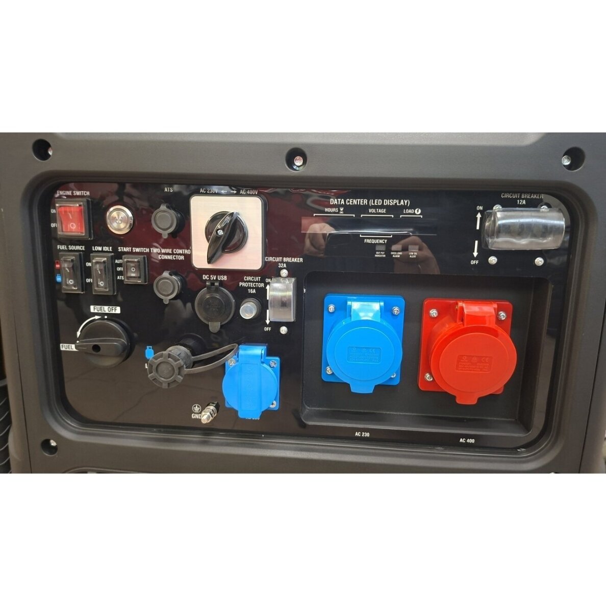 Kompak KGG90Ei-DF dvikuris trifazis inverterinis generatorius su ATS – 8,9 kW, 400/230V, benzinas / dujos 10
