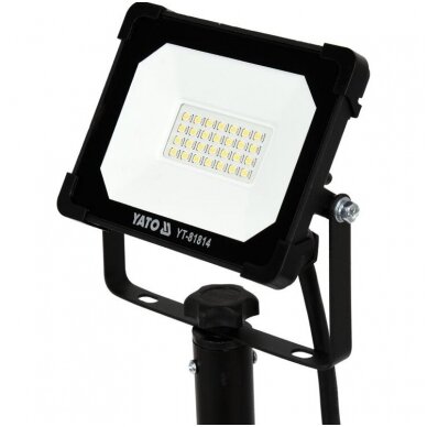 LED prožektorius su stovu SMD LED 20W 1800LM YATO 1