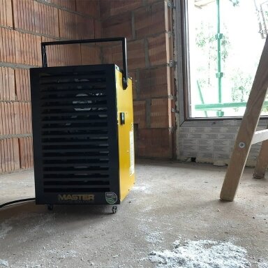 Oro sausintuvas DH 732 P Master, 30 l/24h / 160 m³/h Oro sausintuvas DH 732 P Master, 30 l/24h / 160 m³/h