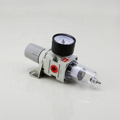 Oro srauto reguliatorius su drėgmės filtru 1/4" 550 l/min 4 Oro srauto reguliatorius su drėgmės filtru 1/4" 550 l/min 4