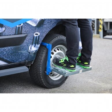 Padangos laiptelis reguliuojamas lengviems furgonams ir 4x4 transporto priemonėms 4 Padangos laiptelis reguliuojamas lengviems furgonams ir 4x4 transporto priemonėms 4