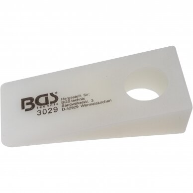 Pleištas su skylute 100 x 45 mm 1 Pleištas su skylute 100 x 45 mm 1