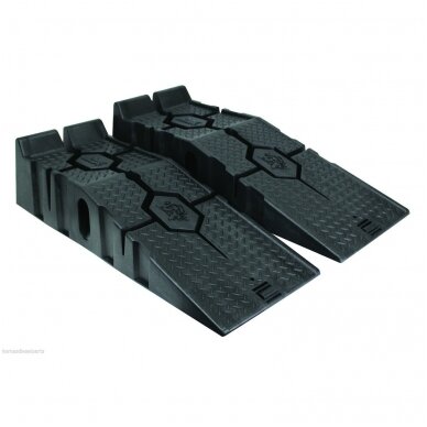 Rampa automobiliui 2,5ton 2vnt. 90x32x22cm Rampa automobiliui 2,5ton 2vnt. 90x32x22cm
