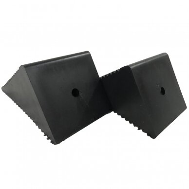 Ratų atramos 125x75x60mm 2vnt. Essen Tools TB2A 2 Ratų atramos 125x75x60mm 2vnt. Essen Tools TB2A 2