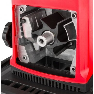 Šakų smulkintuvas 3000W, 45mm, RED TECHNIC 5 Šakų smulkintuvas 3000W, 45mm, RED TECHNIC 5