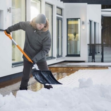 Sniego stūmiklis SnowXpert, Fiskars 2 Sniego stūmiklis SnowXpert, Fiskars 2