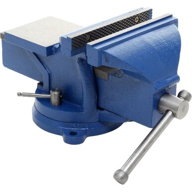 Spaustuvas su priekalu 125 mm su 360° pasukimu Kraftdele Spaustuvas su priekalu 125 mm su 360° pasukimu Kraftdele