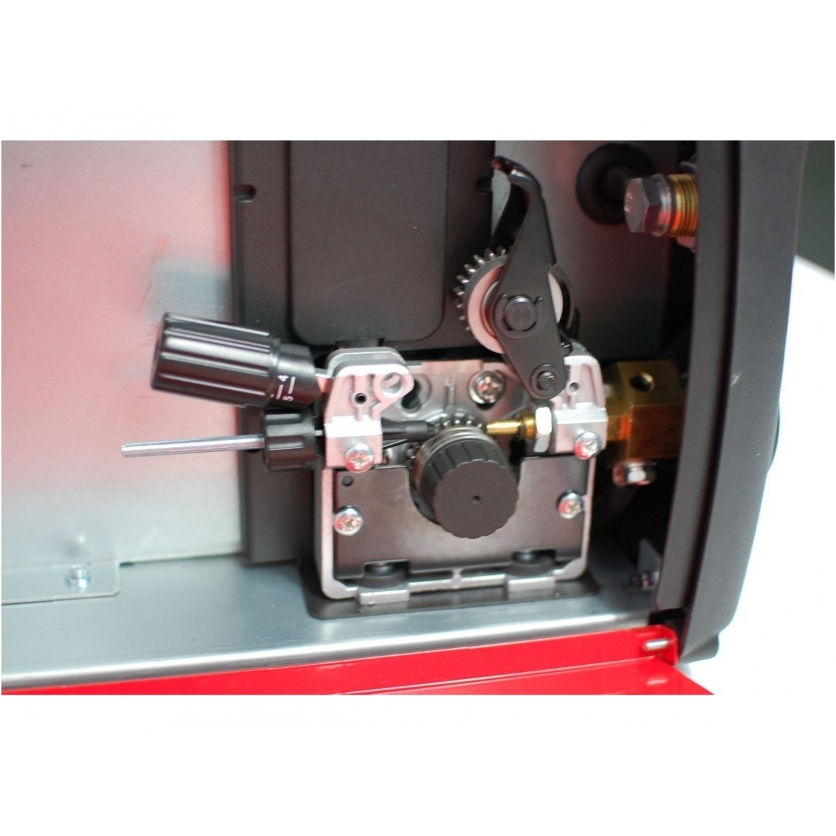 Suvirinimo pusautomatis WTL POWER MIG200LCD, 200A, 230V 5 Suvirinimo pusautomatis WTL POWER MIG200LCD, 200A, 230V 5