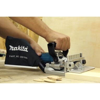 Universali freza MAKITA PJ7000J (Dygių freza) Universali freza MAKITA PJ7000J (Dygių freza)