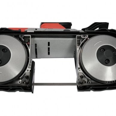 Juostinis akumuliatorinis metalo pjūklas 18V 4,0Ah + Pakrovėjas YATO YT-82187 2 Juostinis akumuliatorinis metalo pjūklas 18V 4,0Ah + Pakrovėjas YATO YT-82187 2