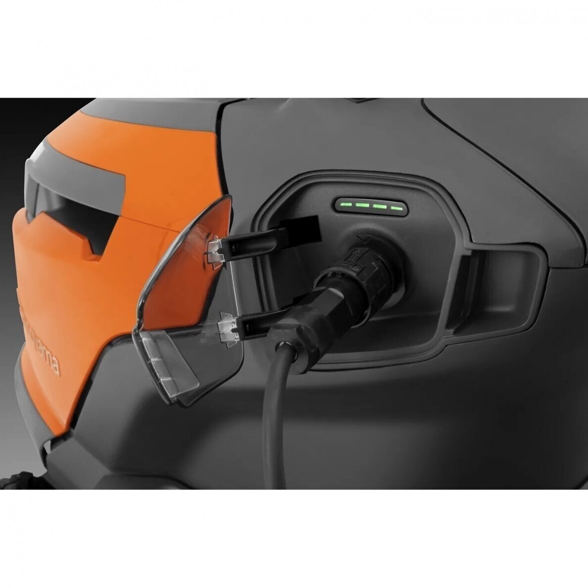 Vejos pjovimo traktorius akumuliatorinis 38.5Ah HUSQVARNA TC 100I 5 Vejos pjovimo traktorius akumuliatorinis 38.5Ah HUSQVARNA TC 100I 5