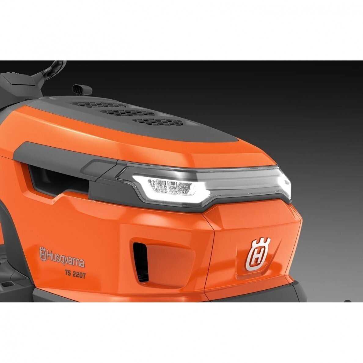 Vejos traktorius HUSQVARNA TS 220T 11