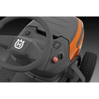 Vejos pjovimo traktorius akumuliatorinis 38.5Ah HUSQVARNA TC 100I 4 Vejos pjovimo traktorius akumuliatorinis 38.5Ah HUSQVARNA TC 100I 4
