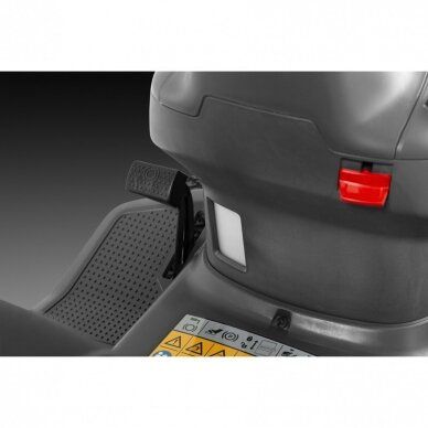 Vejos traktoriukas be surinkimo HUSQVARNA TS 114 9 Vejos traktoriukas be surinkimo HUSQVARNA TS 114 9