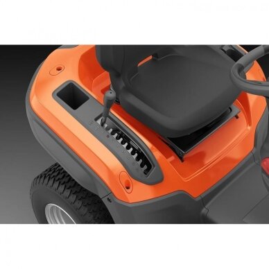 Vejos traktorius HUSQVARNA TS 220T 12 Vejos traktorius HUSQVARNA TS 220T 12